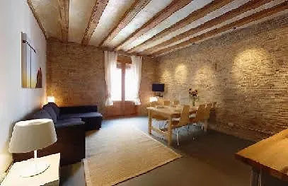 Cosmopolitan Apartment Barcelona Spain